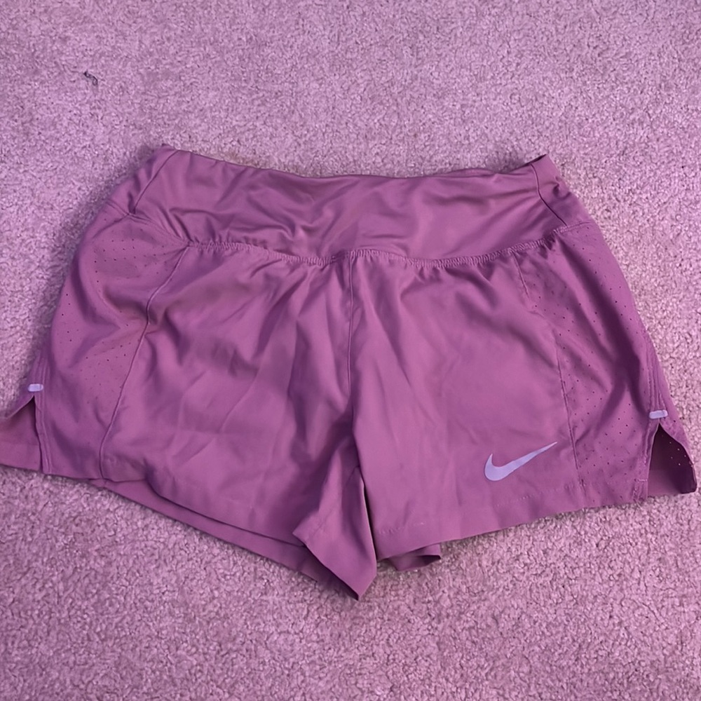 NIKE pink training shorts